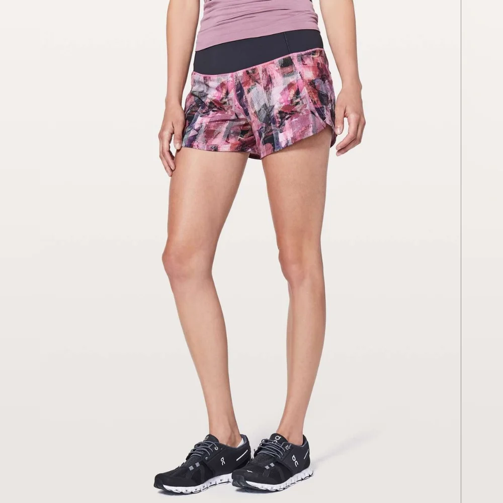 Lululemon Run Times Short II 4